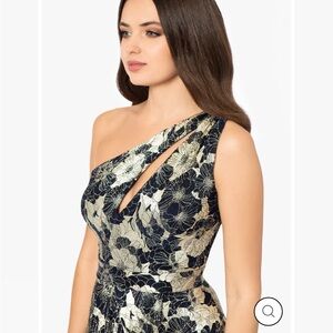 BETSY ADAM “GWEN" LONG ONE SHOULDER WRAP FOIL FLOWER DRESS 10P